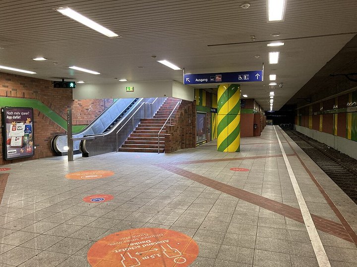Zugang zur S-Bahn in Hattingen Mitte