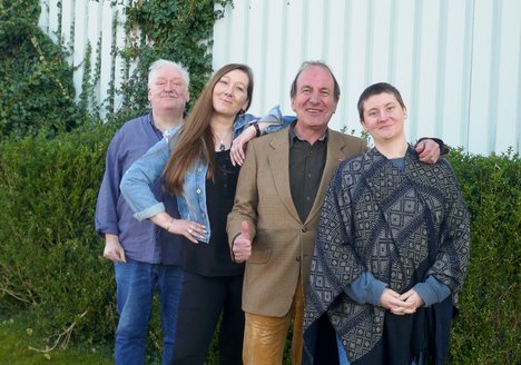 Der neue Ortsverbandsvorstand von rechts nach links: Deborah Voet, Jürgen Senge, Linda Voss, Jürgen Feldmann.